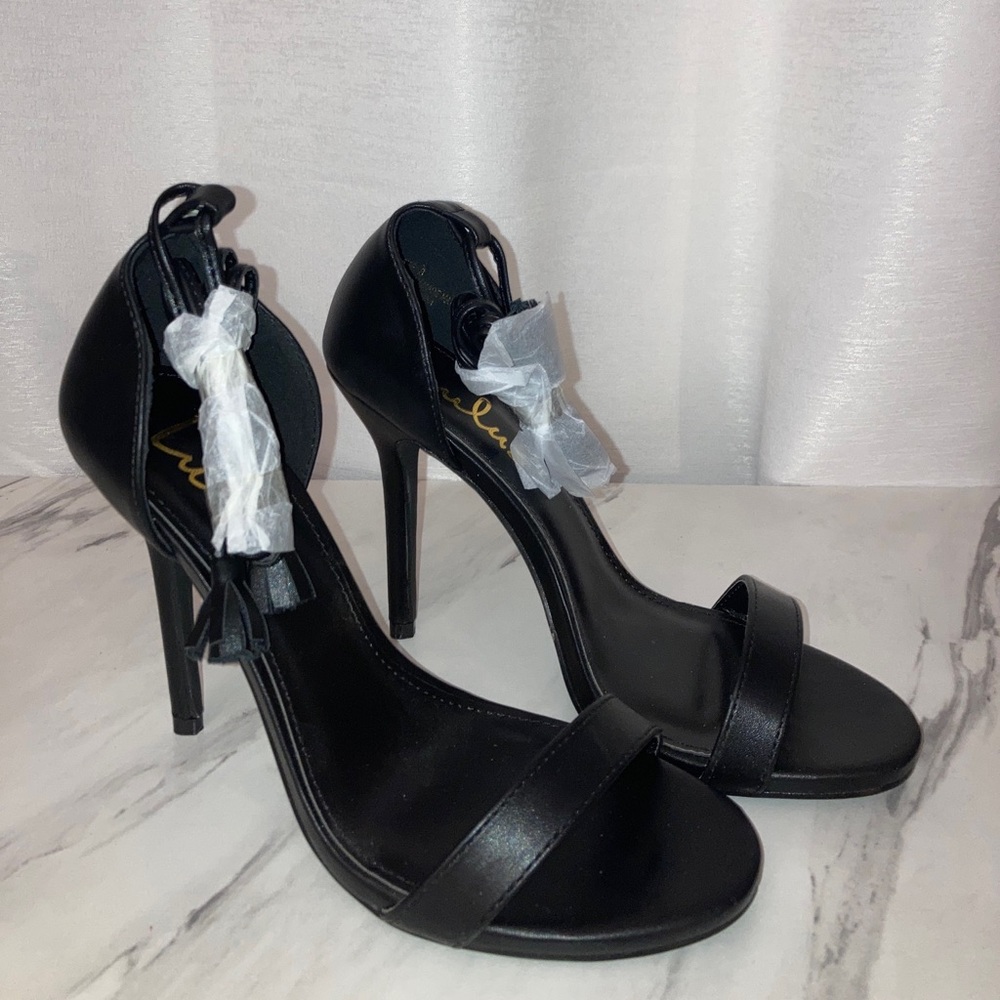 Lulus Loveliness Black Heels